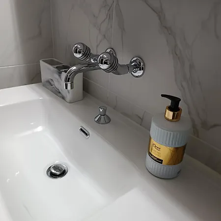 Jolie Apartamento Entrelagos